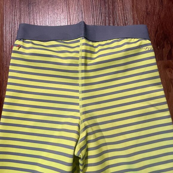 Nike Pro Leggings Yellow Stripe Compression Cropped Gym Training Women Sz M READ - Picture 8 of 10